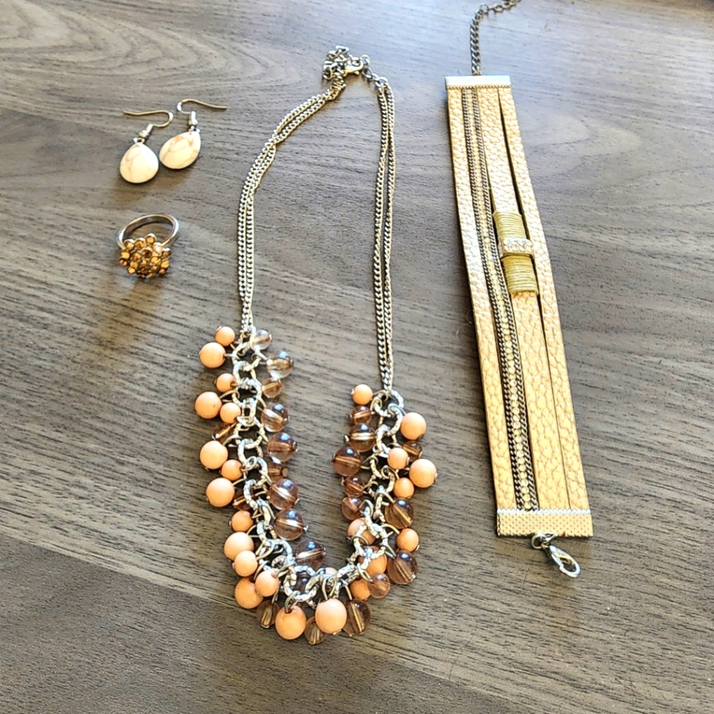 Grab Bag of Jewelry $10